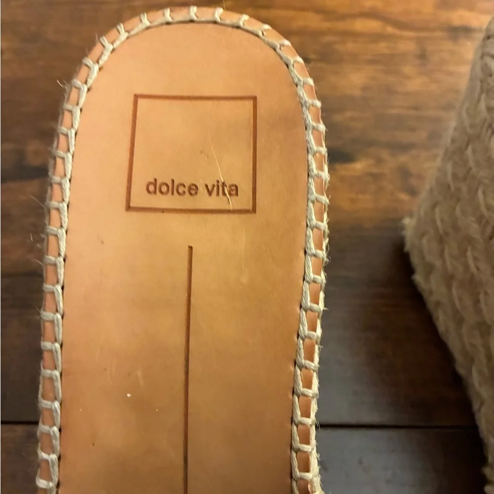 Dolce Vita Espadrille Wedge Sandals Black No Size Google Says 9.5-10?